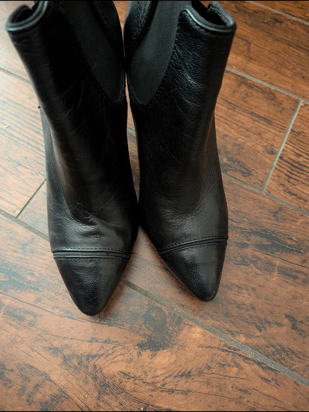 Tory Burch Black Leather Stiletto Pumps with Gold Logo Accent